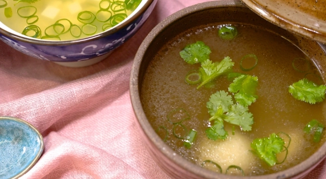 a bowl of garlic soup