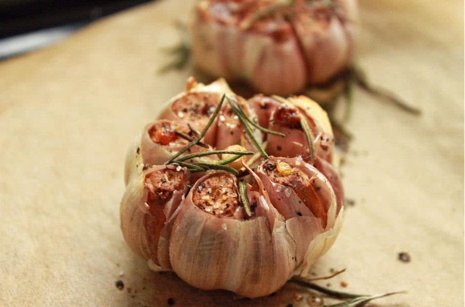  roasted garlic with spice