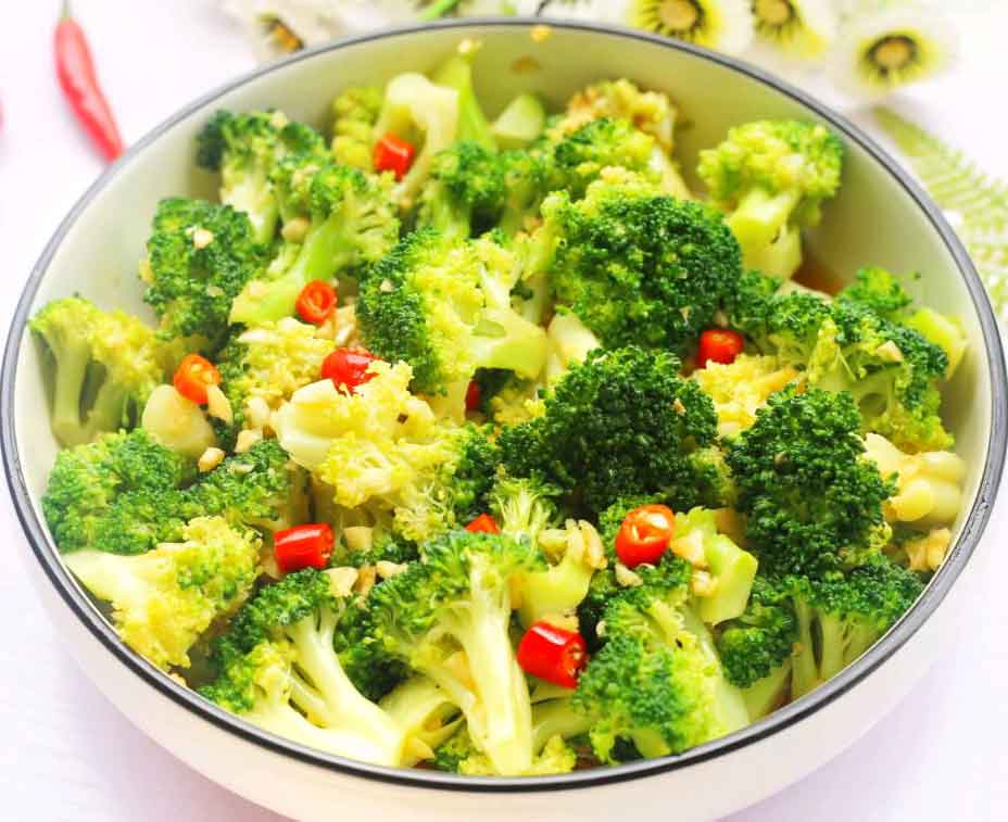 Broccoli salad