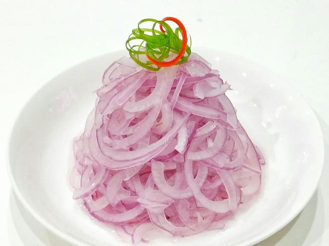 Onion salad