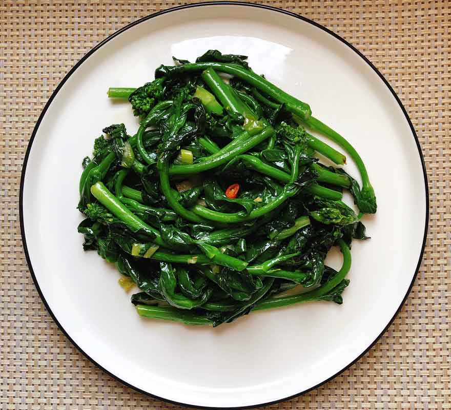 Stir-Fried Broccoli Rabe 