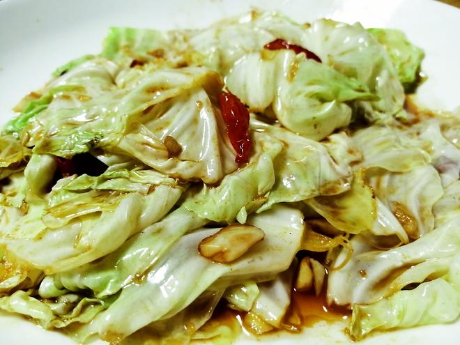 Stir-fried Cabbage with Garlic