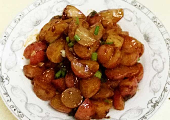 Stir-Fried Cherry Radishes with Sweet Bean Sauce